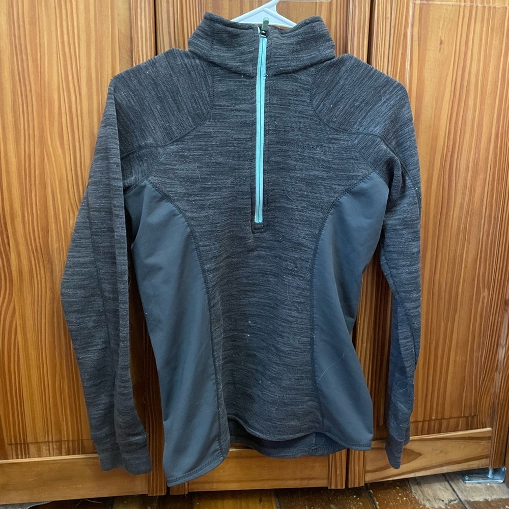 Avalanche Women’s Small Quarter Zip Pull Over